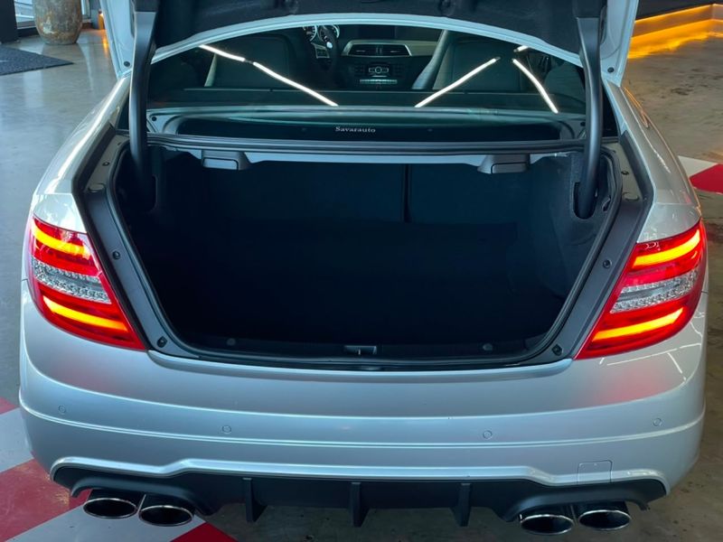 Mercedes-Benz C 63 AMG 6.2 V8 GASOLINA COUPÉ MCT 2013/2013 CASTELLAN E TOMAZONI MOTORS CAXIAS DO SUL / Carros no Vale Mercedes-Benz C 63 AMG 6.2 V8 GASOLINA COUPÉ MCT 2013/2013 CASTELLAN E TOMAZONI MOTORS CAXIAS DO SUL / Carros no Vale