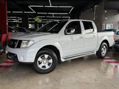 Nissan FRONTIER 2.5 XE 4X4 CD TURBO ELETRONIC DIESEL 4P MANUAL 2010/2010 CASTELLAN E TOMAZONI MOTORS CAXIAS DO SUL / Carros no Vale