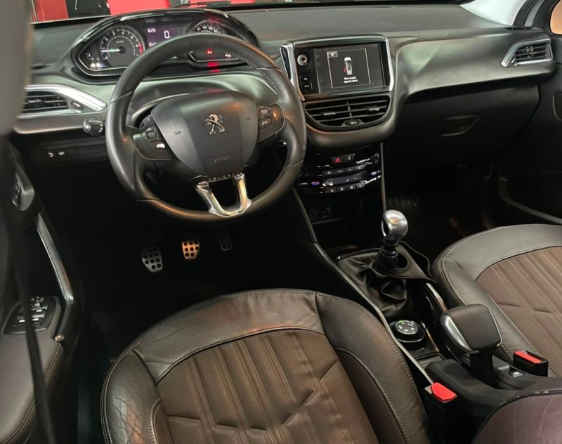 Peugeot 2008 1.6 16V THP FLEX GRIFFE 4P MANUAL 2015/2016 CASTELLAN E TOMAZONI MOTORS CAXIAS DO SUL / Carros no Vale