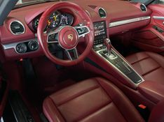 Porsche 718 2.0 16V H4 GASOLINA CAYMAN PDK 2019/2020 CASTELLAN E TOMAZONI MOTORS CAXIAS DO SUL / Carros no Vale