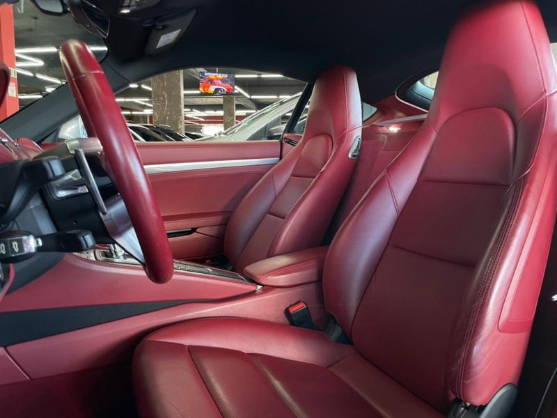 Porsche 718 2.0 16V H4 GASOLINA CAYMAN PDK 2019/2020 CASTELLAN E TOMAZONI MOTORS CAXIAS DO SUL / Carros no Vale Porsche 718 2.0 16V H4 GASOLINA CAYMAN PDK 2019/2020 CASTELLAN E TOMAZONI MOTORS CAXIAS DO SUL / Carros no Vale
