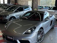 Porsche 718 2.0 16V H4 GASOLINA CAYMAN PDK 2019/2020 CASTELLAN E TOMAZONI MOTORS CAXIAS DO SUL / Carros no Vale