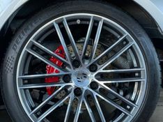 Porsche 718 2.0 16V H4 GASOLINA CAYMAN PDK 2019/2020 CASTELLAN E TOMAZONI MOTORS CAXIAS DO SUL / Carros no Vale