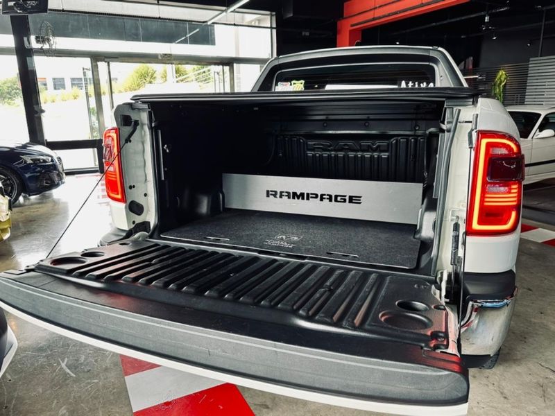 Ram RAMPAGE 2.0 HURRICANE 4 TURBO GASOLINA LARAMIE 4X4 AUTOMÁTICO 2023/2024 CASTELLAN E TOMAZONI MOTORS CAXIAS DO SUL / Carros no Vale Ram RAMPAGE 2.0 HURRICANE 4 TURBO GASOLINA LARAMIE 4X4 AUTOMÁTICO 2023/2024 CASTELLAN E TOMAZONI MOTORS CAXIAS DO SUL / Carros no Vale