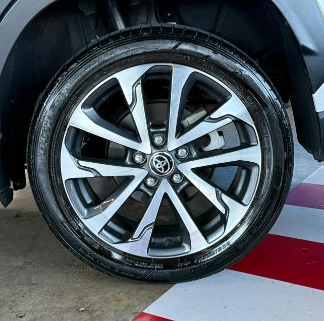 Toyota COROLLA CROSS 2.0 VVT-IE FLEX XRE DIRECT SHIFT 2023/2024 CASTELLAN E TOMAZONI MOTORS CAXIAS DO SUL / Carros no Vale