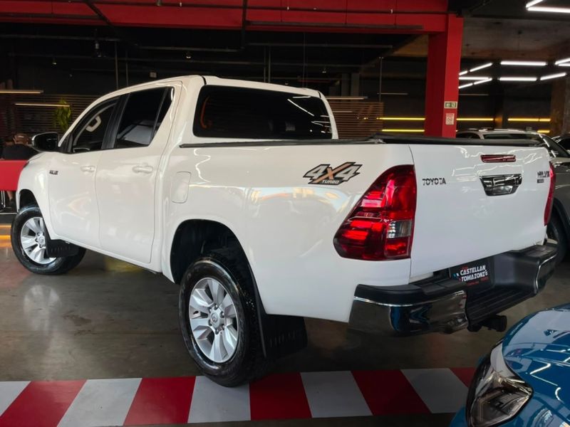 Toyota HILUX 2.8 SR 4X4 CD 16V DIESEL 4P AUTOMÁTICO 2018/2019 CASTELLAN E TOMAZONI MOTORS CAXIAS DO SUL / Carros no Vale