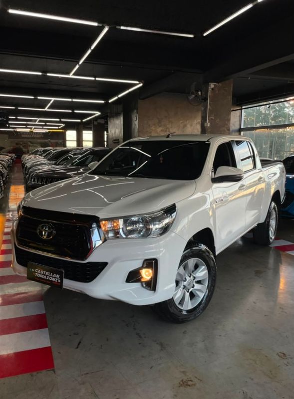 Toyota HILUX 2.8 SR 4X4 CD 16V DIESEL 4P AUTOMÁTICO 2018/2019 CASTELLAN E TOMAZONI MOTORS CAXIAS DO SUL / Carros no Vale