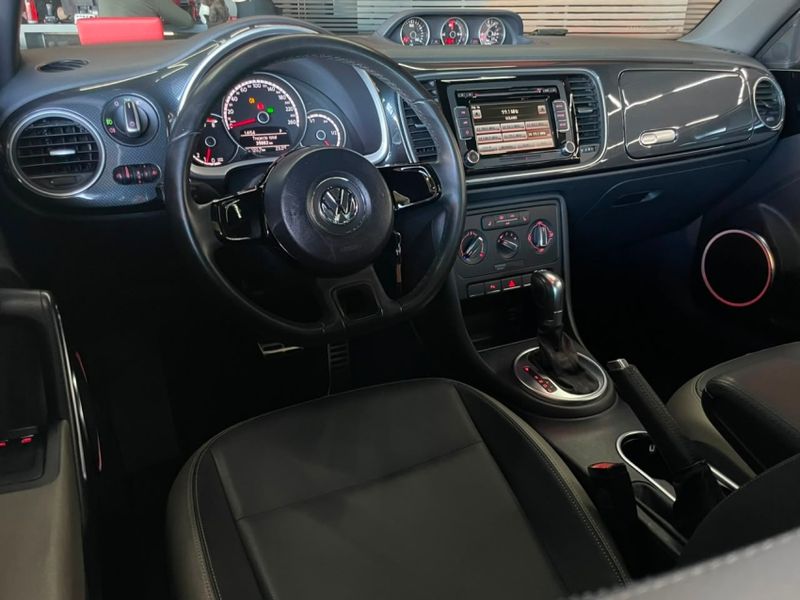Volkswagen FUSCA 2.0 TSI 16V GASOLINA 2P AUTOMÁTICO 2014/2014 CASTELLAN E TOMAZONI MOTORS CAXIAS DO SUL / Carros no Vale Volkswagen FUSCA 2.0 TSI 16V GASOLINA 2P AUTOMÁTICO 2014/2014 CASTELLAN E TOMAZONI MOTORS CAXIAS DO SUL / Carros no Vale