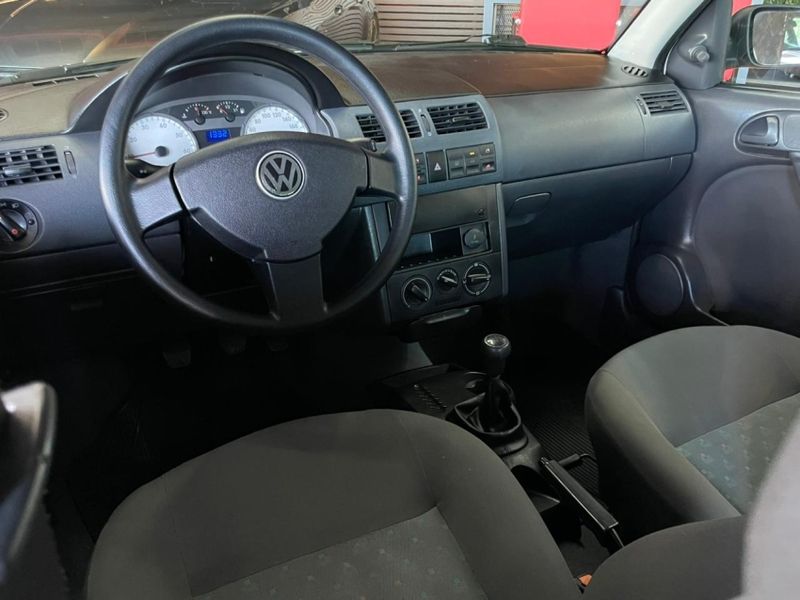 Volkswagen GOL 1.6 MI POWER FLEX 4P MANUAL G.III 2003/2003 CASTELLAN E TOMAZONI MOTORS CAXIAS DO SUL / Carros no Vale