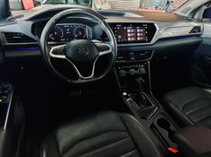 Volkswagen TAOS 1.4 250 TSI TOTAL FLEX HIGHLINE AUTOMÁTICO 2022/2022 CASTELLAN E TOMAZONI MOTORS CAXIAS DO SUL / Carros no Vale