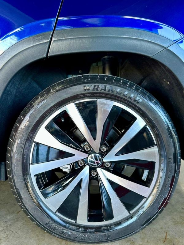 Volkswagen TAOS 1.4 250 TSI TOTAL FLEX HIGHLINE AUTOMÁTICO 2022/2022 CASTELLAN E TOMAZONI MOTORS CAXIAS DO SUL / Carros no Vale