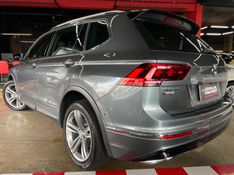 Volkswagen TIGUAN 2.0 350 TSI GASOLINA ALLSPACE R-LINE 4MOTION DSG 2019/2019 CASTELLAN E TOMAZONI MOTORS CAXIAS DO SUL / Carros no Vale