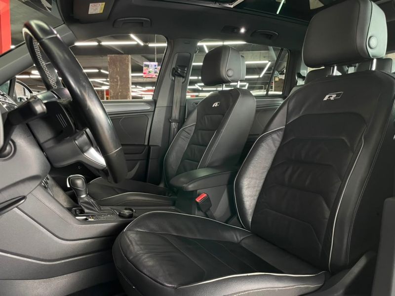 Volkswagen TIGUAN 2.0 350 TSI GASOLINA ALLSPACE R-LINE 4MOTION DSG 2019/2019 CASTELLAN E TOMAZONI MOTORS CAXIAS DO SUL / Carros no Vale Volkswagen TIGUAN 2.0 350 TSI GASOLINA ALLSPACE R-LINE 4MOTION DSG 2019/2019 CASTELLAN E TOMAZONI MOTORS CAXIAS DO SUL / Carros no Vale