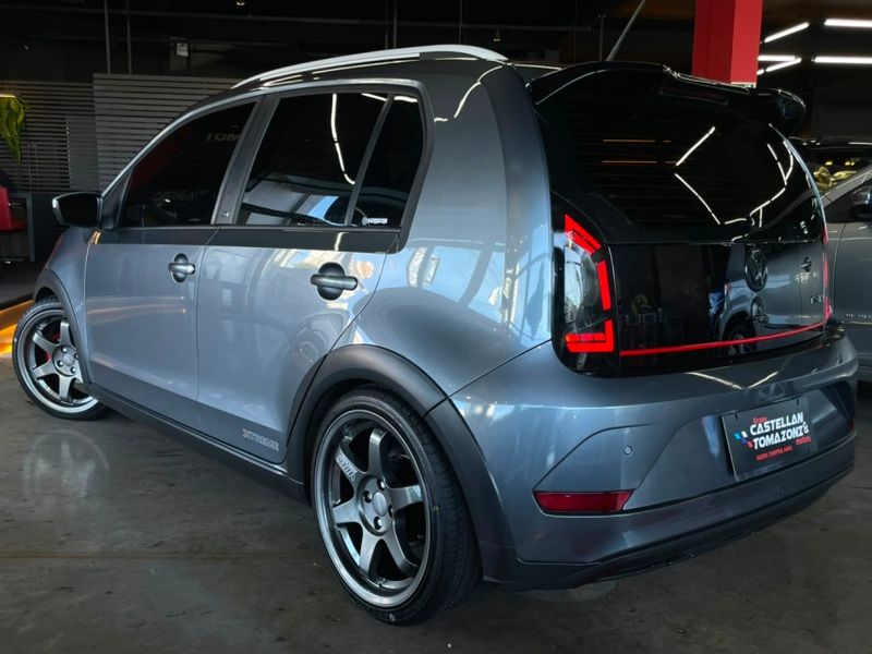 Volkswagen UP 1.0 170 TSI TOTAL FLEX XTREME 4P MANUAL 2019/2020 CASTELLAN E TOMAZONI MOTORS CAXIAS DO SUL / Carros no Vale Volkswagen UP 1.0 170 TSI TOTAL FLEX XTREME 4P MANUAL 2019/2020 CASTELLAN E TOMAZONI MOTORS CAXIAS DO SUL / Carros no Vale