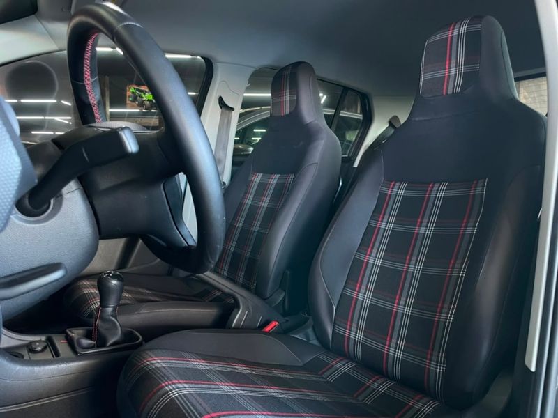 Volkswagen UP 1.0 170 TSI TOTAL FLEX XTREME 4P MANUAL 2019/2020 CASTELLAN E TOMAZONI MOTORS CAXIAS DO SUL / Carros no Vale Volkswagen UP 1.0 170 TSI TOTAL FLEX XTREME 4P MANUAL 2019/2020 CASTELLAN E TOMAZONI MOTORS CAXIAS DO SUL / Carros no Vale