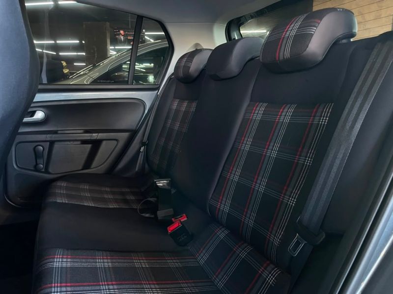 Volkswagen UP 1.0 170 TSI TOTAL FLEX XTREME 4P MANUAL 2019/2020 CASTELLAN E TOMAZONI MOTORS CAXIAS DO SUL / Carros no Vale Volkswagen UP 1.0 170 TSI TOTAL FLEX XTREME 4P MANUAL 2019/2020 CASTELLAN E TOMAZONI MOTORS CAXIAS DO SUL / Carros no Vale