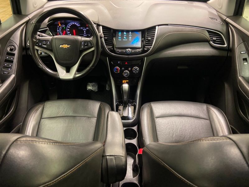 Chevrolet TRACKER 1.4 16V TURBO FLEX PREMIER AUTOMÁTICO 2018/2018 DRSUL SEMINOVOS CAXIAS DO SUL – LAJEADO – SANTA CRUZ DO SUL / Carros no Vale