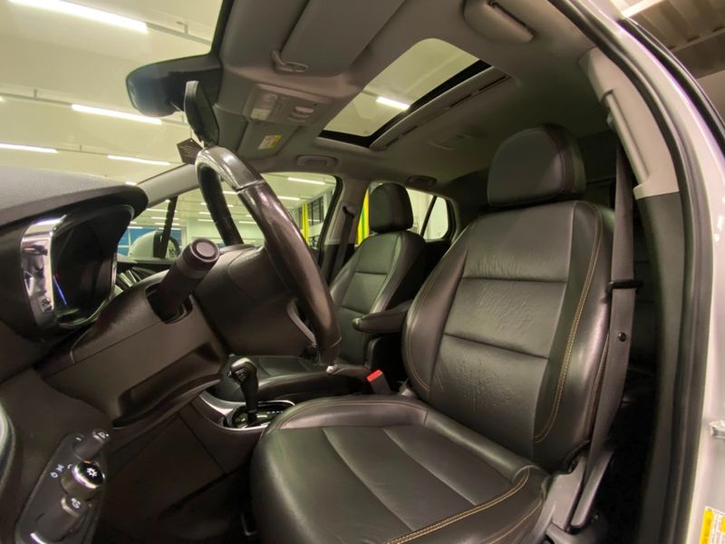 Chevrolet TRACKER 1.4 16V TURBO FLEX PREMIER AUTOMÁTICO 2018/2018 DRSUL SEMINOVOS CAXIAS DO SUL – LAJEADO – SANTA CRUZ DO SUL / Carros no Vale