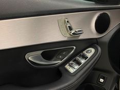 Mercedes-Benz C 200 1.5 EQ BOOST HÍBRIDO 9G-TRONIC 2018/2019 DRSUL SEMINOVOS CAXIAS DO SUL – LAJEADO – SANTA CRUZ DO SUL / Carros no Vale
