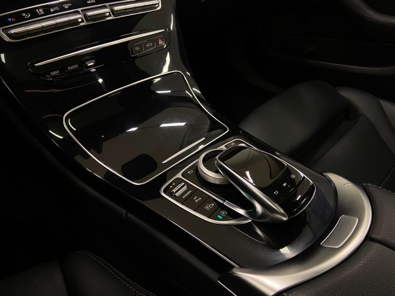 Mercedes-Benz C 200 1.5 EQ BOOST HÍBRIDO 9G-TRONIC 2018/2019 DRSUL SEMINOVOS CAXIAS DO SUL – LAJEADO – SANTA CRUZ DO SUL / Carros no Vale Mercedes-Benz C 200 1.5 EQ BOOST HÍBRIDO 9G-TRONIC 2018/2019 DRSUL SEMINOVOS CAXIAS DO SUL – LAJEADO – SANTA CRUZ DO SUL / Carros no Vale