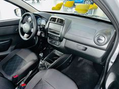 Renault KWID 1.0 12V SCE FLEX ZEN MANUAL 2025/2026 DRSUL SEMINOVOS CAXIAS DO SUL – LAJEADO – SANTA CRUZ DO SUL / Carros no Vale