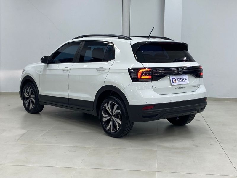 Volkswagen T-CROSS 1.0 200 TSI TOTAL FLEX AUTOMÁTICO 2023/2024 DRSUL SEMINOVOS CAXIAS DO SUL – LAJEADO – SANTA CRUZ DO SUL / Carros no Vale