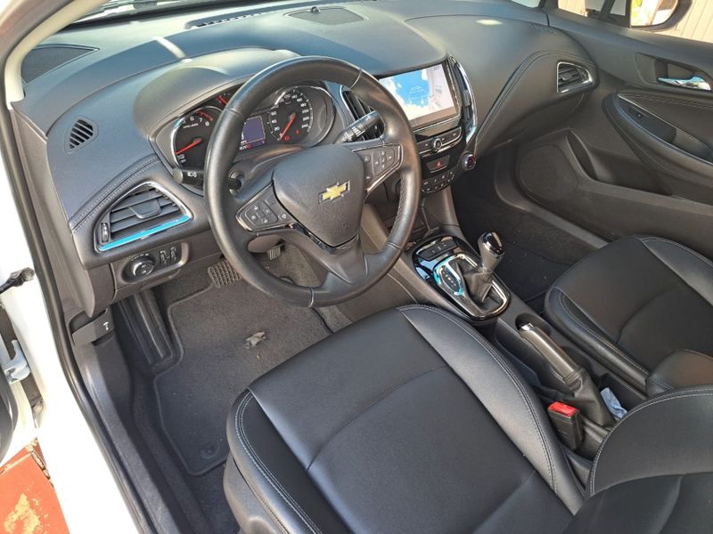 Chevrolet CRUZE 1.4 TURBO LTZ 16V FLEX 4P AUTOMÁTICO 2021/2021 CAMINHÕES & CAMIONETAS PASSO FUNDO / Carros no Vale