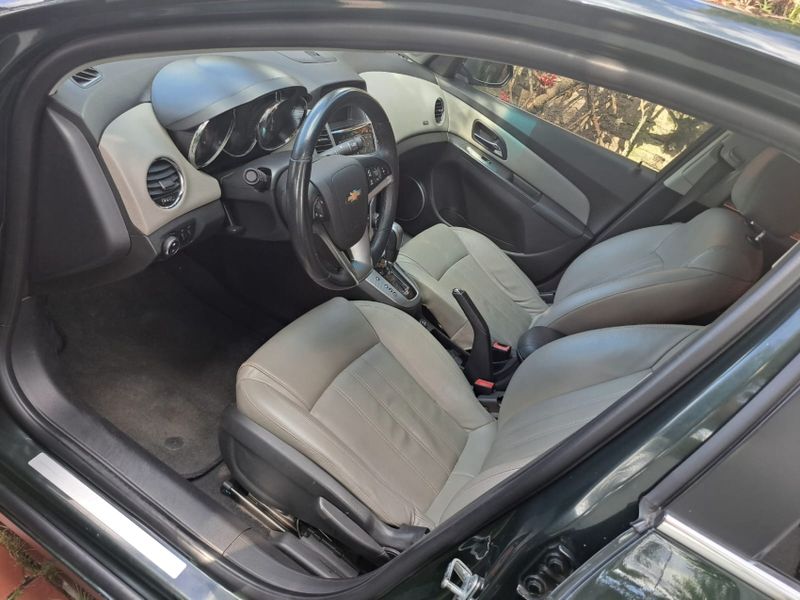 Chevrolet CRUZE 1.8 LTZ 16V FLEX 4P AUTOMÁTICO 2013/2014 CAMINHÕES & CAMIONETAS PASSO FUNDO / Carros no Vale
