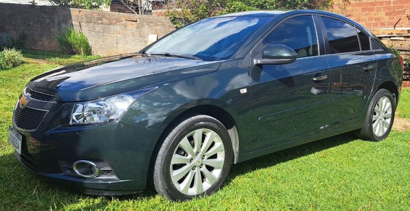 Chevrolet CRUZE 1.8 LTZ 16V FLEX 4P AUTOMÁTICO 2013/2014 CAMINHÕES & CAMIONETAS PASSO FUNDO / Carros no Vale