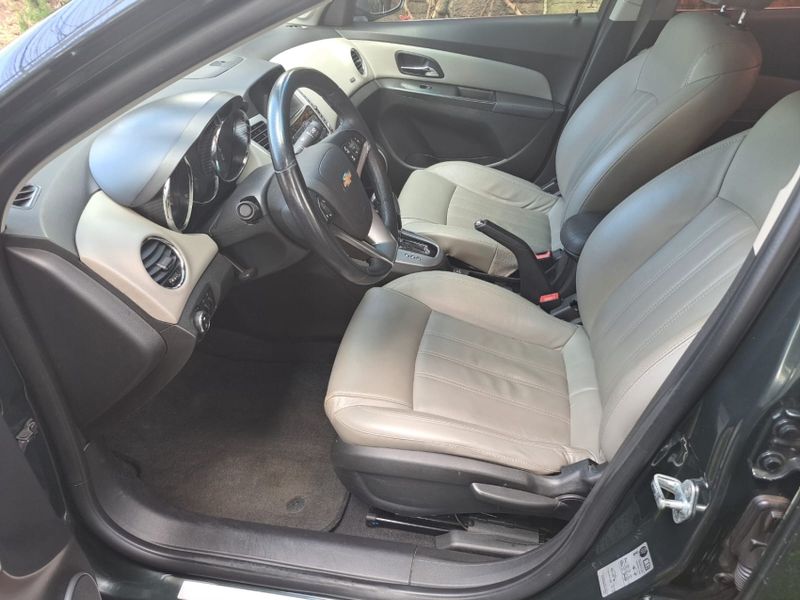 Chevrolet CRUZE 1.8 LTZ 16V FLEX 4P AUTOMÁTICO 2013/2014 CAMINHÕES & CAMIONETAS PASSO FUNDO / Carros no Vale