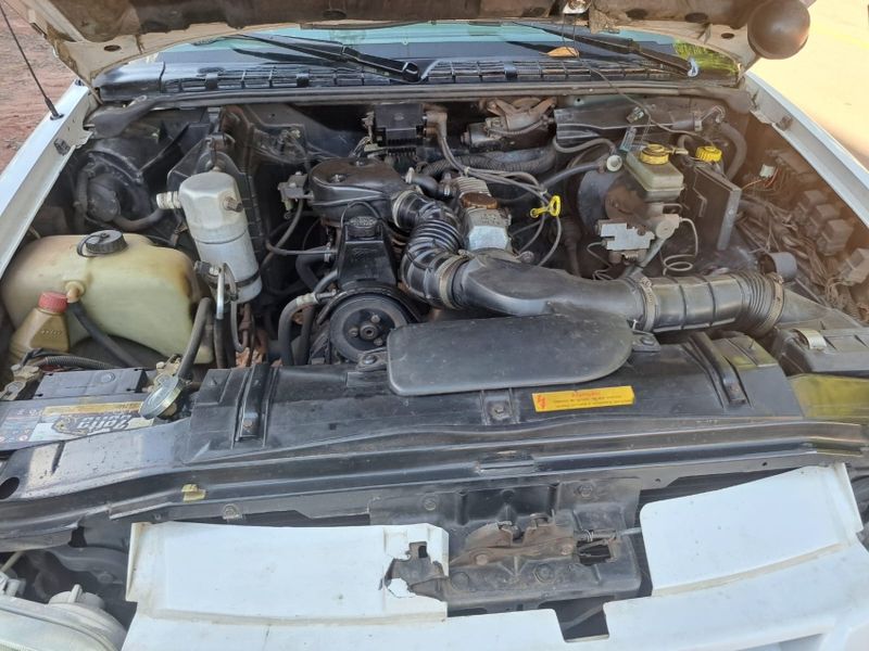 Chevrolet S10 2.2 EFI DLX 4X2 CD 8V GASOLINA 4P MANUAL 1995/1996 CAMINHÕES & CAMIONETAS PASSO FUNDO / Carros no Vale Chevrolet S10 2.2 EFI DLX 4X2 CD 8V GASOLINA 4P MANUAL 1995/1996 CAMINHÕES & CAMIONETAS PASSO FUNDO / Carros no Vale