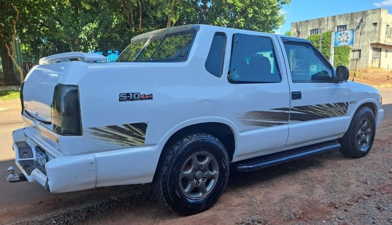 Chevrolet S10 2.2 EFI DLX 4X2 CD 8V GASOLINA 4P MANUAL 1995/1996 CAMINHÕES & CAMIONETAS PASSO FUNDO / Carros no Vale Chevrolet S10 2.2 EFI DLX 4X2 CD 8V GASOLINA 4P MANUAL 1995/1996 CAMINHÕES & CAMIONETAS PASSO FUNDO / Carros no Vale