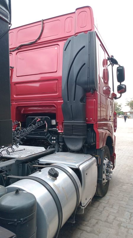 DAF XF 530 XF FTT530 6×4 Space Cab (E6) 2023/2024 CAMINHÕES & CAMIONETAS PASSO FUNDO / Carros no Vale
