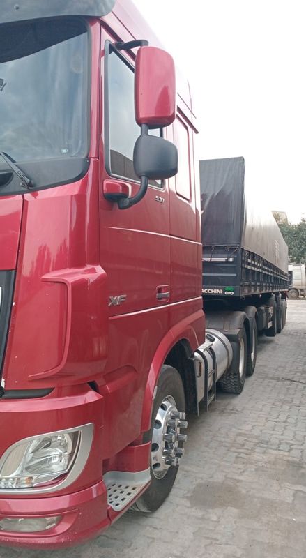 DAF XF 530 XF FTT530 6×4 Space Cab (E6) 2023/2024 CAMINHÕES & CAMIONETAS PASSO FUNDO / Carros no Vale