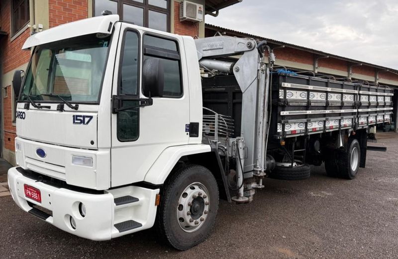 Ford Cargo 1517 Turbo Munck 2008/2009 CAMINHÕES & CAMIONETAS PASSO FUNDO / Carros no Vale