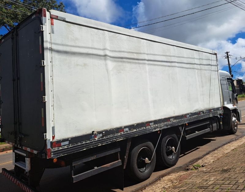 Ford Cargo 2429 E 6×2 Turbo (E5) 2014/2015 CAMINHÕES & CAMIONETAS PASSO FUNDO / Carros no Vale