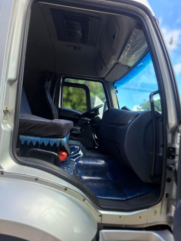 Ford Cargo 2429 E 6×2 Turbo (E5) 2014/2015 CAMINHÕES & CAMIONETAS PASSO FUNDO / Carros no Vale