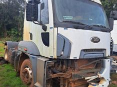 Ford Cargo 2842 E Turbo 6×2 2014/2014 CAMINHÕES & CAMIONETAS PASSO FUNDO / Carros no Vale