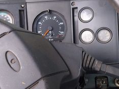 Ford Cargo 815 Caçamba 2002/2002 CAMINHÕES & CAMIONETAS PASSO FUNDO / Carros no Vale