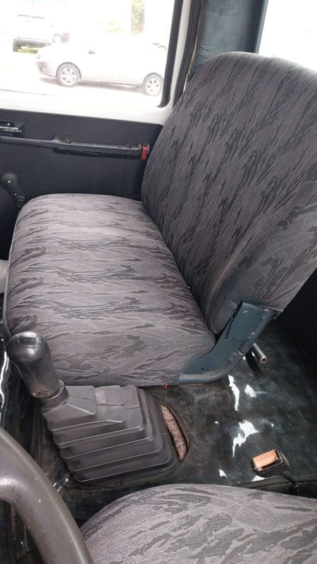 Ford Cargo 815 Caçamba 2002/2002 CAMINHÕES & CAMIONETAS PASSO FUNDO / Carros no Vale