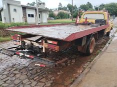 Ford F 4000 F-4000 TURBO MWM 2pPlataforma 1990/1990 CAMINHÕES & CAMIONETAS PASSO FUNDO / Carros no Vale