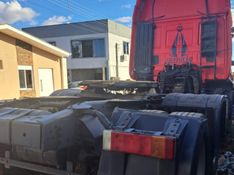 Iveco Stralis 600-S44T TB 6×2 2p (diesel)(E5) 2014/2014 CAMINHÕES & CAMIONETAS PASSO FUNDO / Carros no Vale