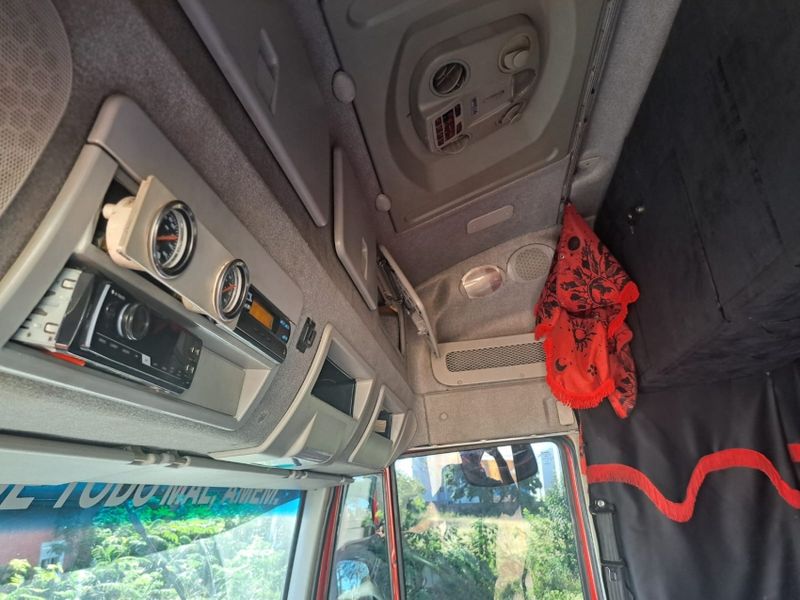 Iveco Stralis 600-S44T TB 6×2 2p (diesel)(E5) 2014/2014 CAMINHÕES & CAMIONETAS PASSO FUNDO / Carros no Vale