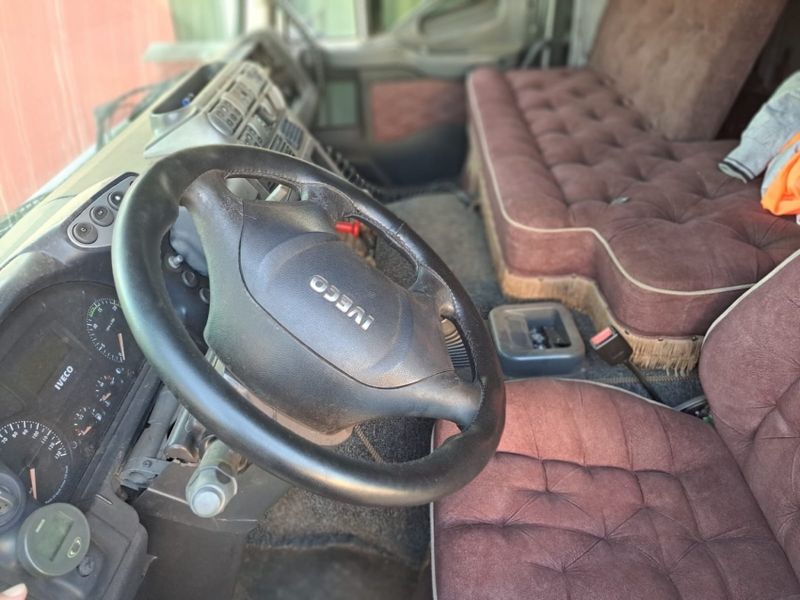 Iveco Stralis NR 570-S41T 3-Eixos 2p 2011/2011 CAMINHÕES & CAMIONETAS PASSO FUNDO / Carros no Vale