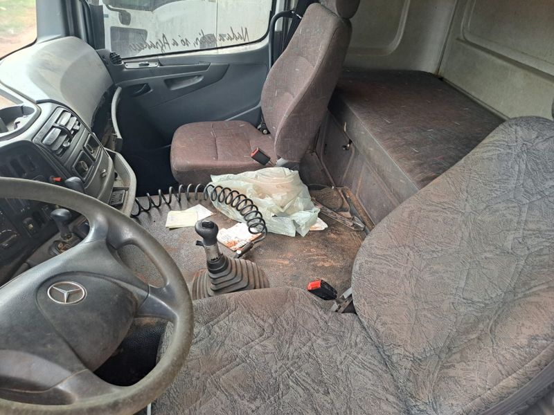 Mercedes-Benz 2540 Axor 2540 S 6×2 2p 2009/2009 CAMINHÕES & CAMIONETAS PASSO FUNDO / Carros no Vale