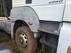 Mercedes-Benz 2540 Axor 2540 S 6×2 2p 2009/2009 CAMINHÕES & CAMIONETAS PASSO FUNDO / Carros no Vale