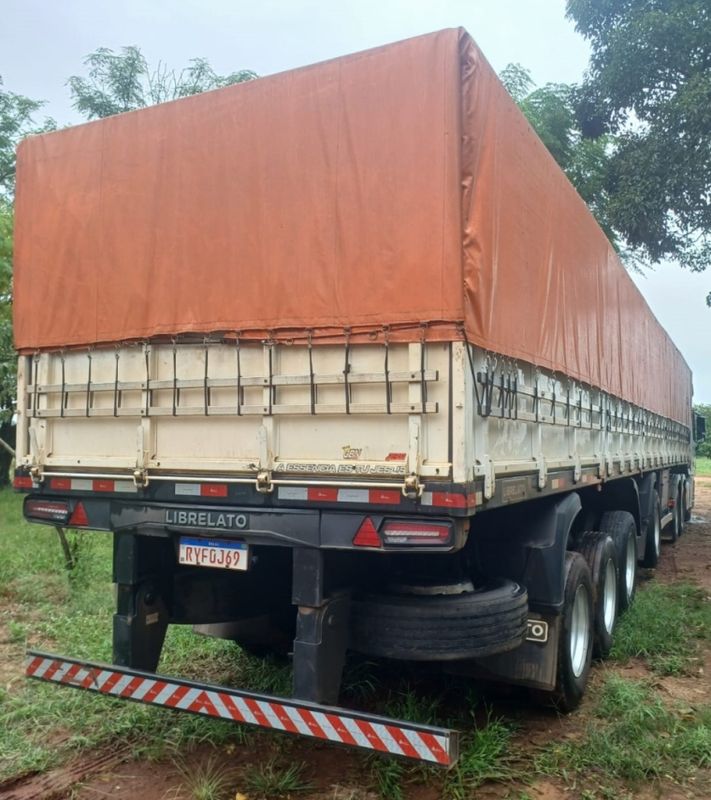 Mercedes-Benz Actros 2546 LS 6×2 + Librelatto 4 Eixos 2023 2018/2019 CAMINHÕES & CAMIONETAS PASSO FUNDO / Carros no Vale