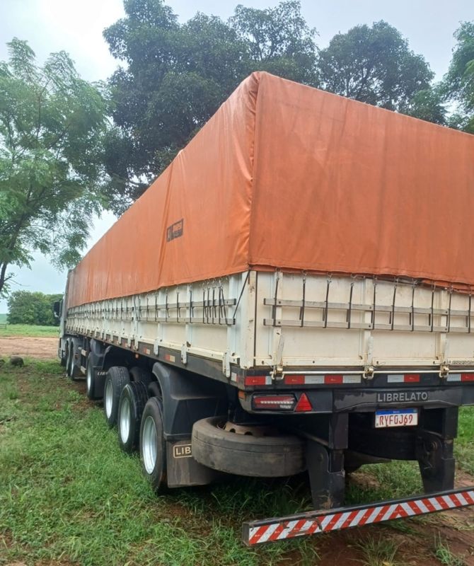 Mercedes-Benz Actros 2546 LS 6×2 + Librelatto 4 Eixos 2023 2018/2019 CAMINHÕES & CAMIONETAS PASSO FUNDO / Carros no Vale