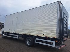 Mercedes-Benz Atego 1419 2p Baú 9 Met 2013/2013 CAMINHÕES & CAMIONETAS PASSO FUNDO / Carros no Vale