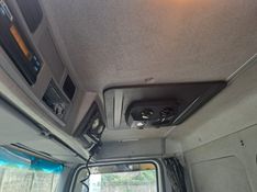 Mercedes-Benz Atego 1419 2p Baú 9 Met 2013/2013 CAMINHÕES & CAMIONETAS PASSO FUNDO / Carros no Vale
